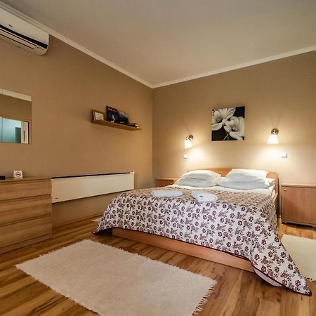 Villa Viola Apartmanház Gyula Kültér fotó