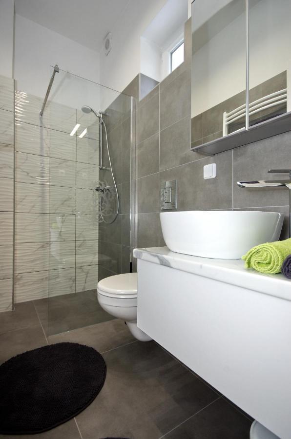 Villa Viola Apartmanház Gyula Kültér fotó