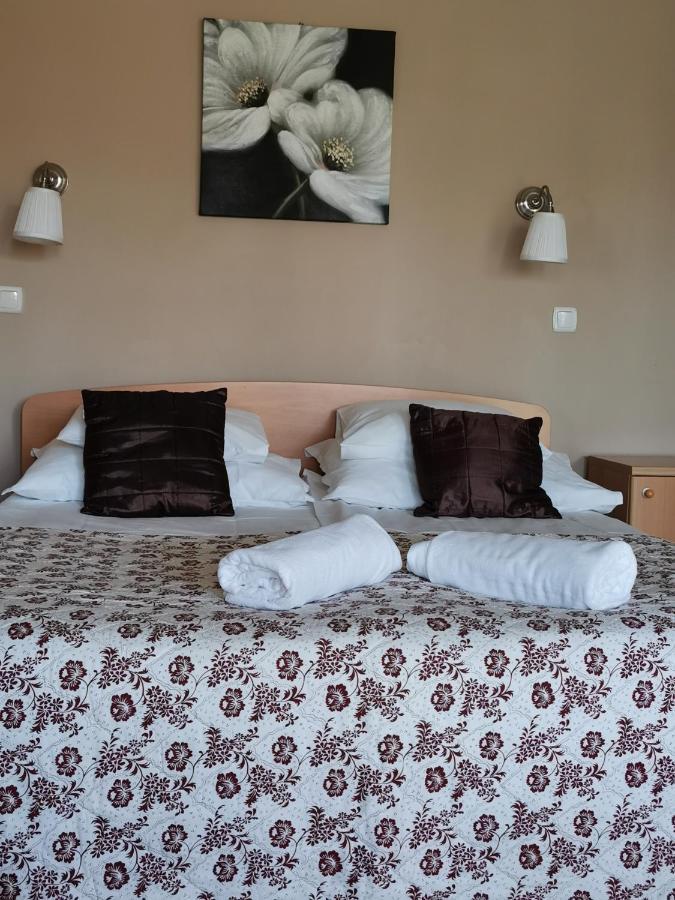 Villa Viola Apartmanház Gyula Kültér fotó
