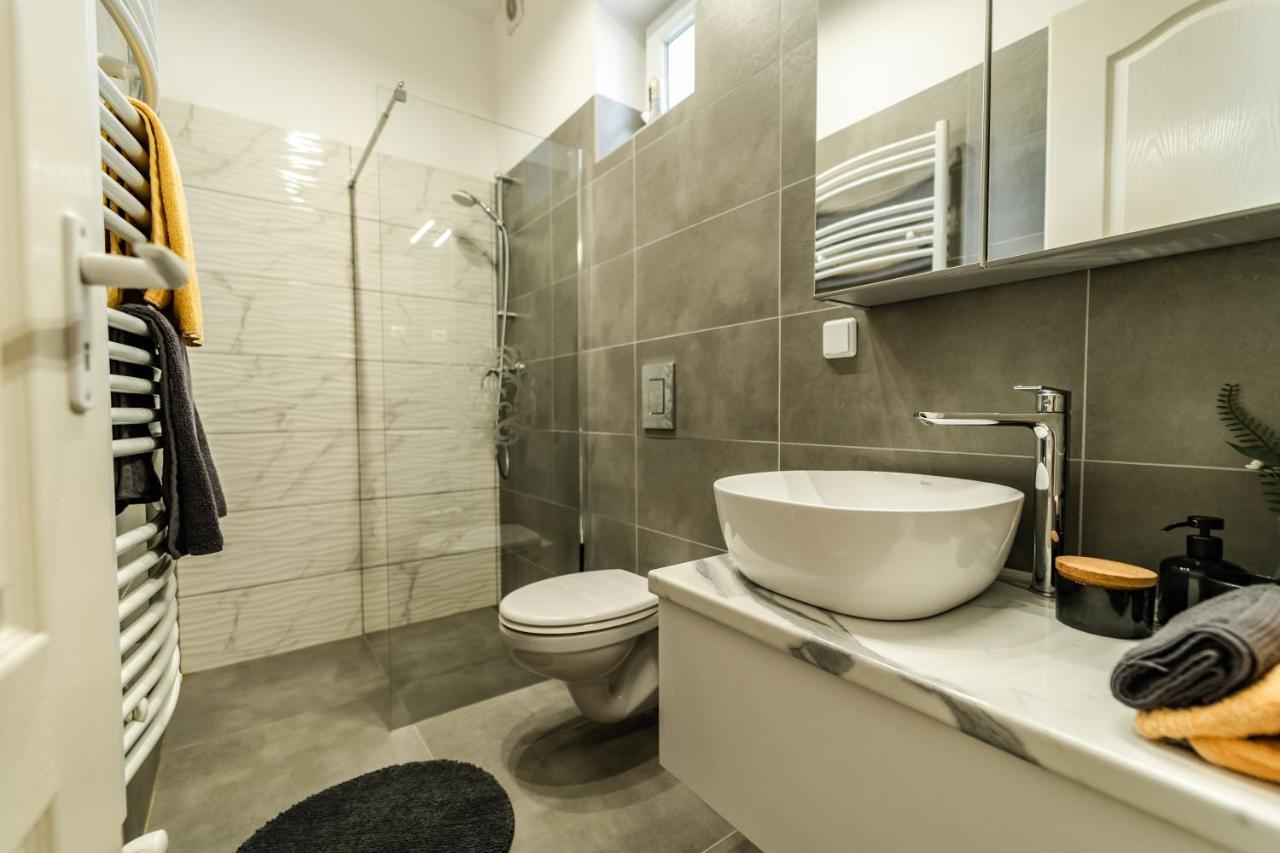 Villa Viola Apartmanház Gyula Kültér fotó