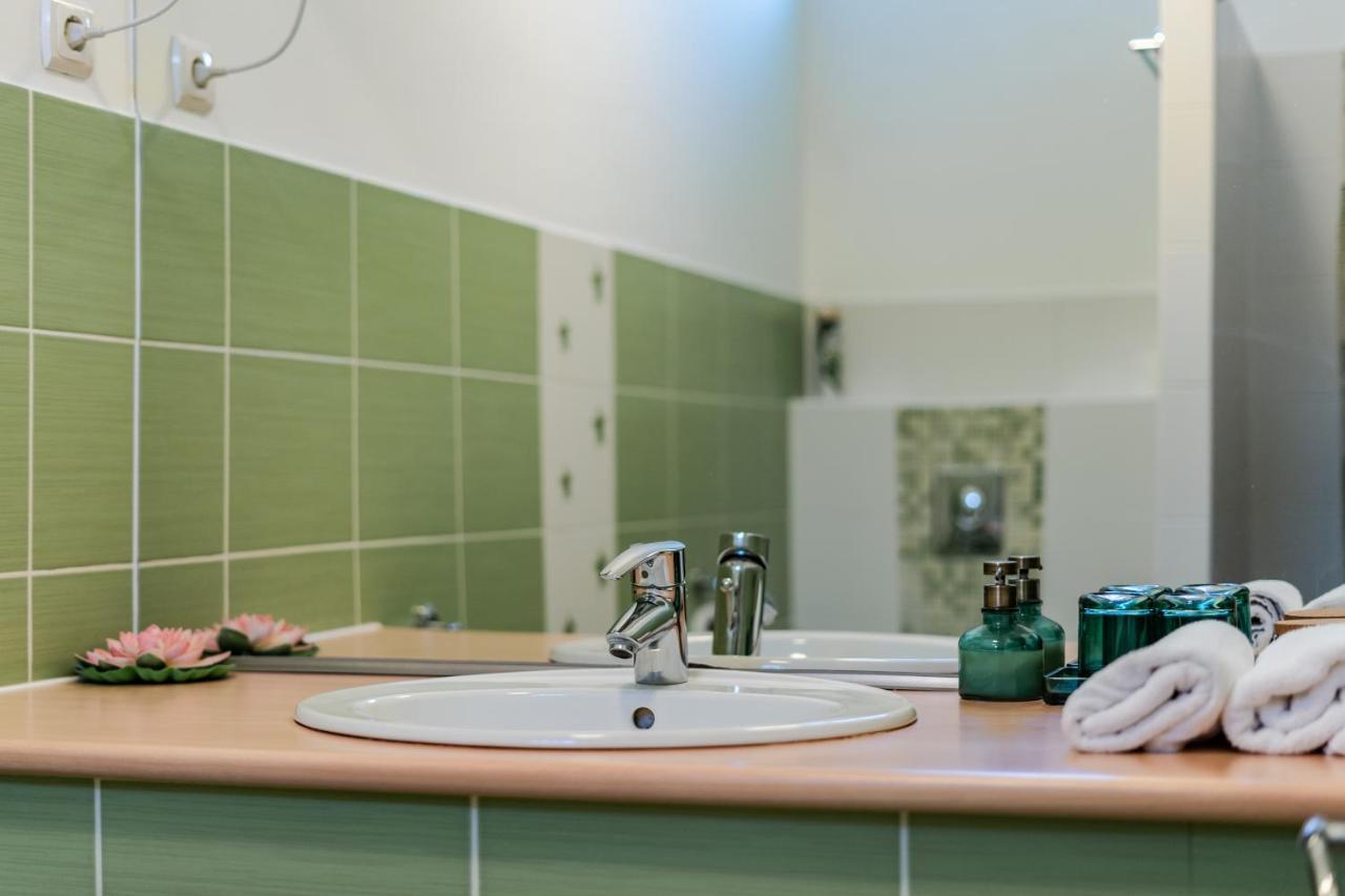 Villa Viola Apartmanház Gyula Kültér fotó